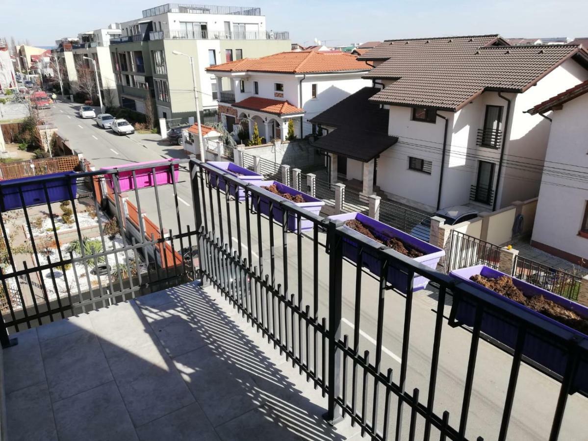 Ama Apartment